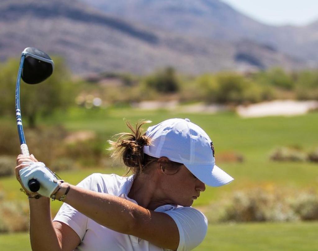 Justine Fournand en fin de swing