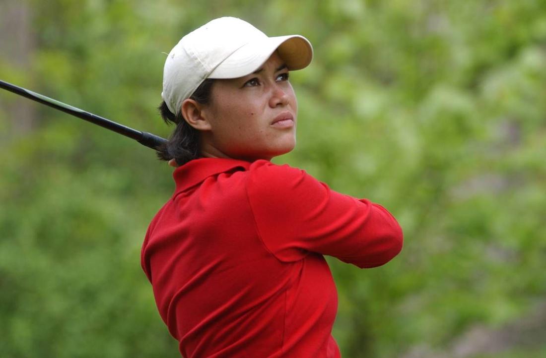 Fany Schaeffer, golfeuse professionnelle, en fin de swing
